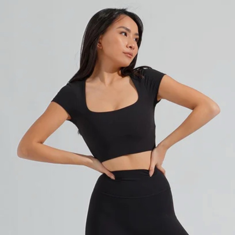 BuffBunny Butter Crop Top